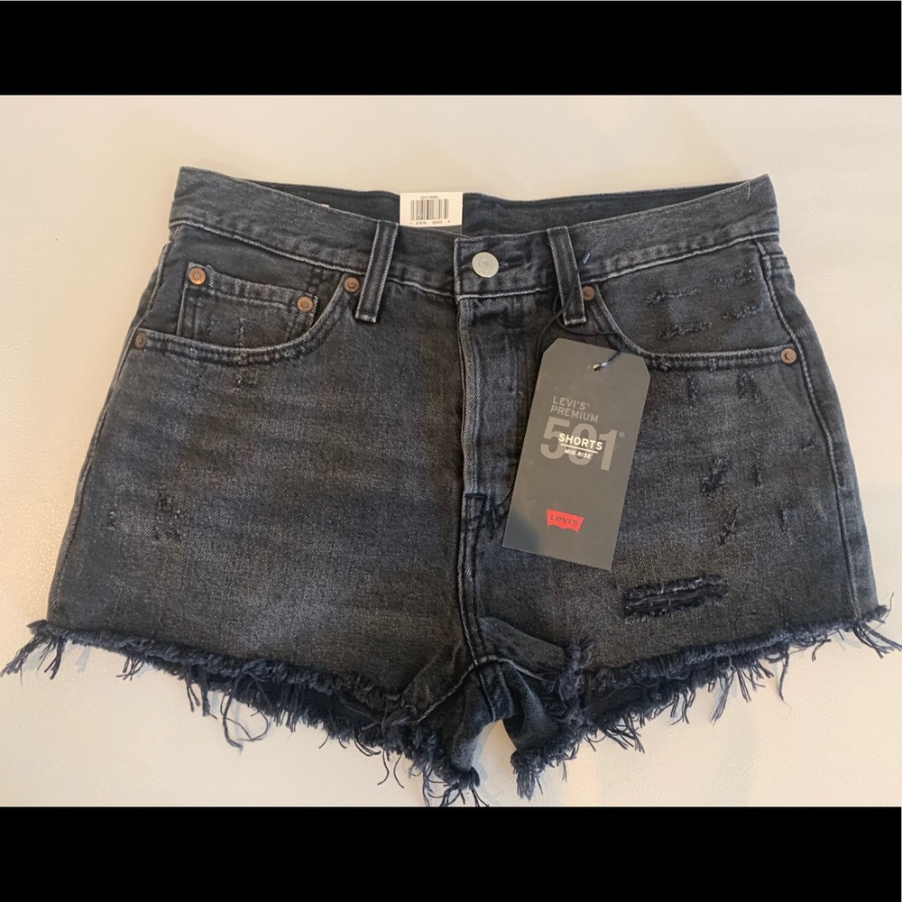 Levi’s Mid Rise Jean Shorts